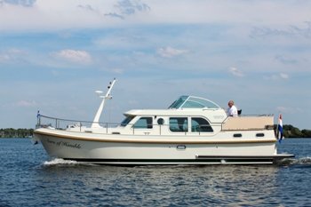 Linssen Grand Sturdy 34.9 AC 'Yvonne'