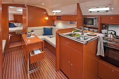 Bavaria 32 Cruiser Avantgarde 'Sunrise'