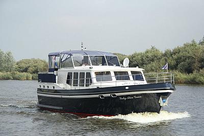 Privateer 49 'Lady Alice Grace'